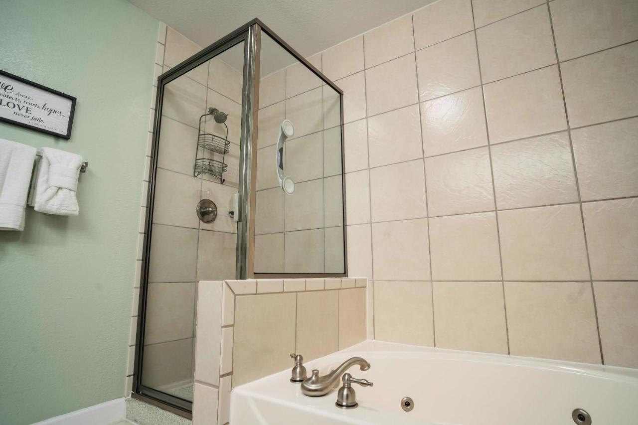 Mvc - Unit 1505 - Bearly Available Apartment พิเจนฟอร์จ ภายนอก รูปภาพ